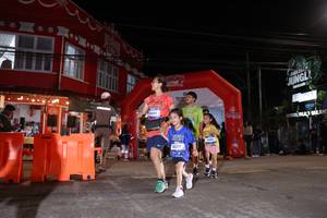 BIB: 3604, 3077
                            <button type="button" onclick="openModal(26263395)" class="btn btn-primary btn-sm float-right btn-popup" data-toggle="modal" data-target=".modal-high-quality">
                        <i class="fas fa-shopping-cart"></i> Add to Cart
                    </button>
                                            <button type="button" onclick="isThisMe(26263395, true)" class="btn btn-success btn-sm float-right btn-popup btn-isme hidden" data-toggle="tooltip" data-placement="bottom" title="นี่คือรูปของคุณใช่ไหม คลิกที่นี่เพื่อเอาเข้าอัลบั้ม">
                        <i class="fas fa-plus"></i> Add to album
                    </button>
                    <button type="button" onclick="isThisMe(26263395, false)" class="btn btn-warning btn-sm float-right btn-popup btn-isnotme hidden">
                        <i class="fas fa-ban"></i> Remove from album
                    </button>